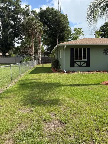 219 Kensington Avenue Deland FL 32724
