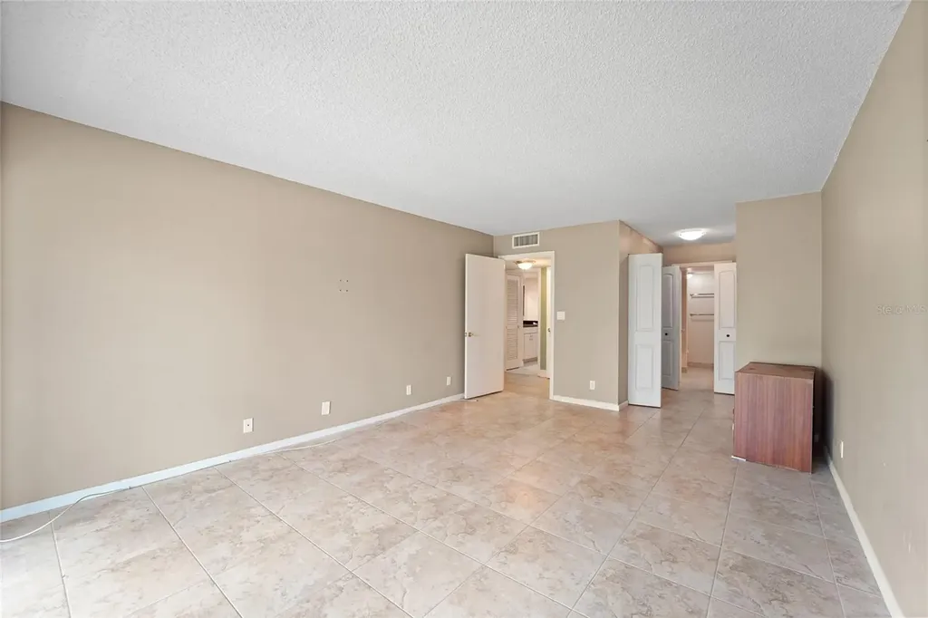220 Belleview Boulevard Belleair FL 33756