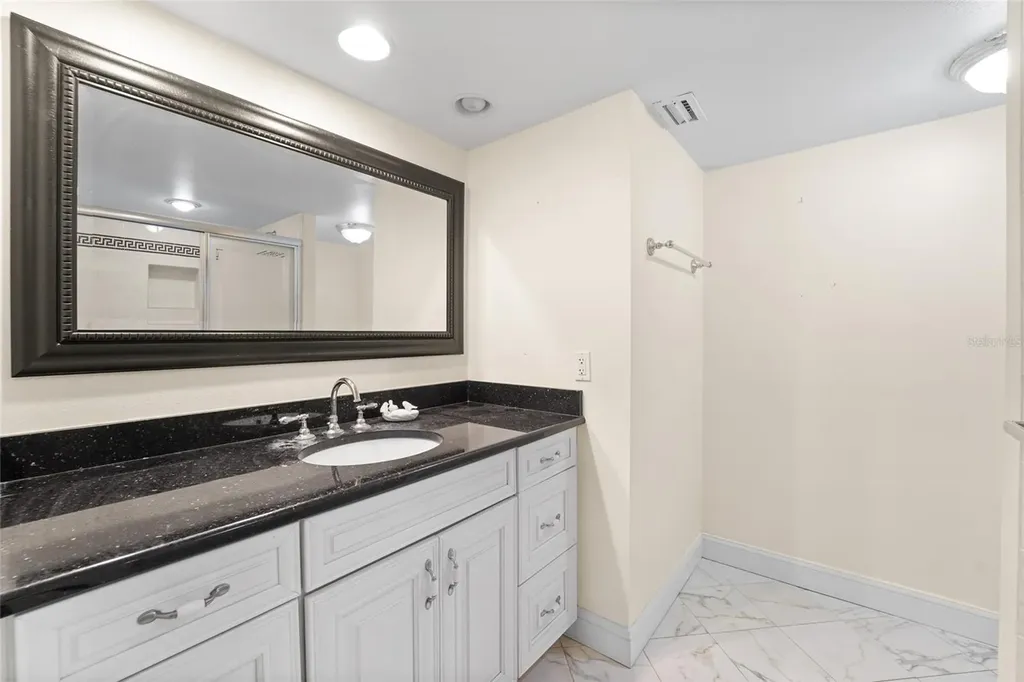 220 Belleview Boulevard Belleair FL 33756