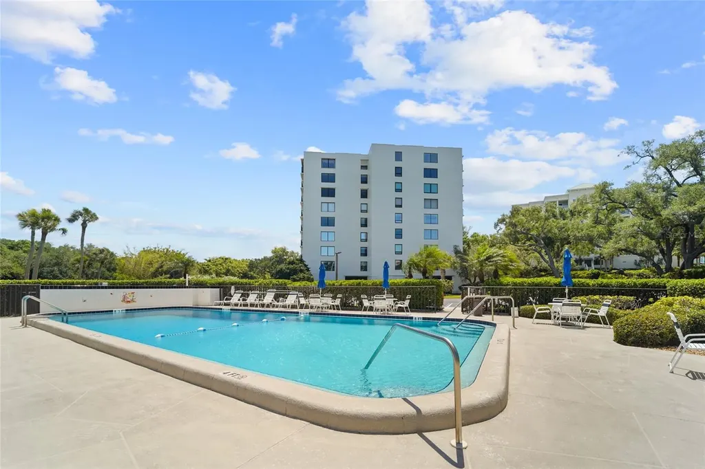 220 Belleview Boulevard Belleair FL 33756