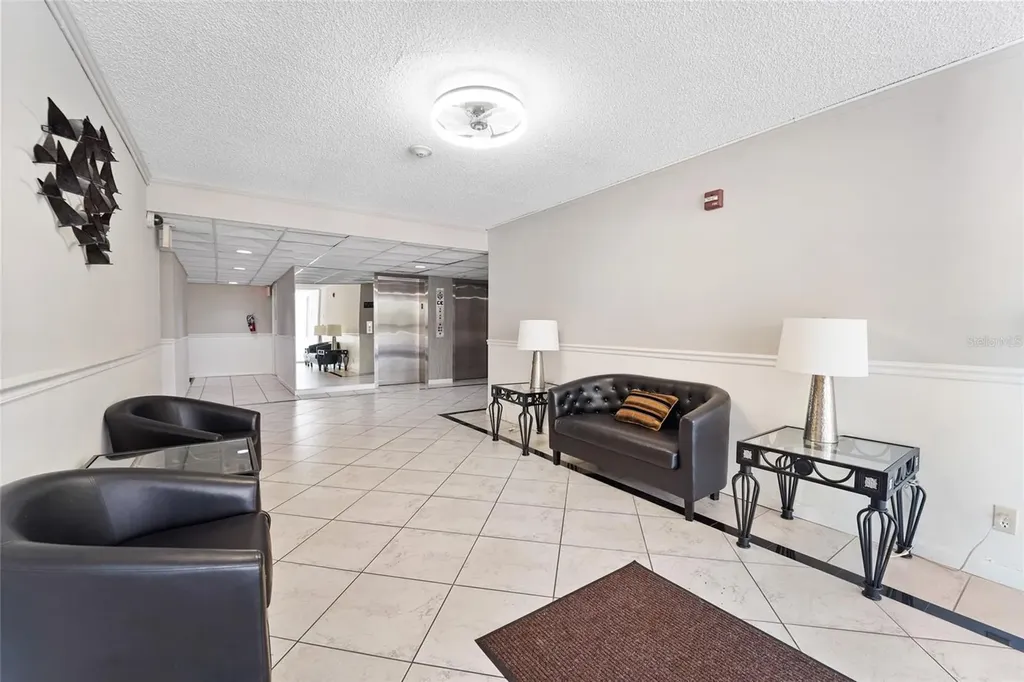 220 Belleview Boulevard Belleair FL 33756