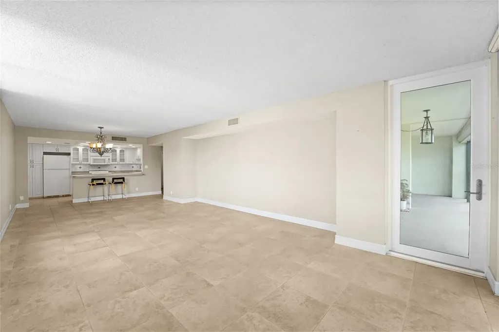 220 Belleview Boulevard Belleair FL 33756