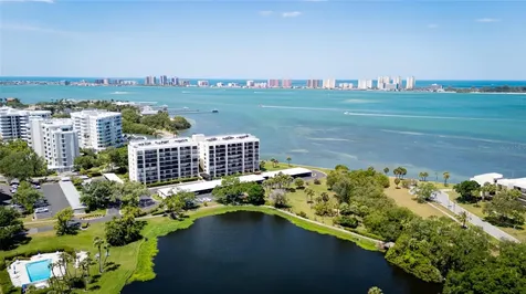 220 Belleview Boulevard Belleair FL 33756