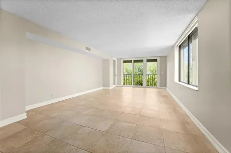 220 Belleview Boulevard Belleair FL 33756