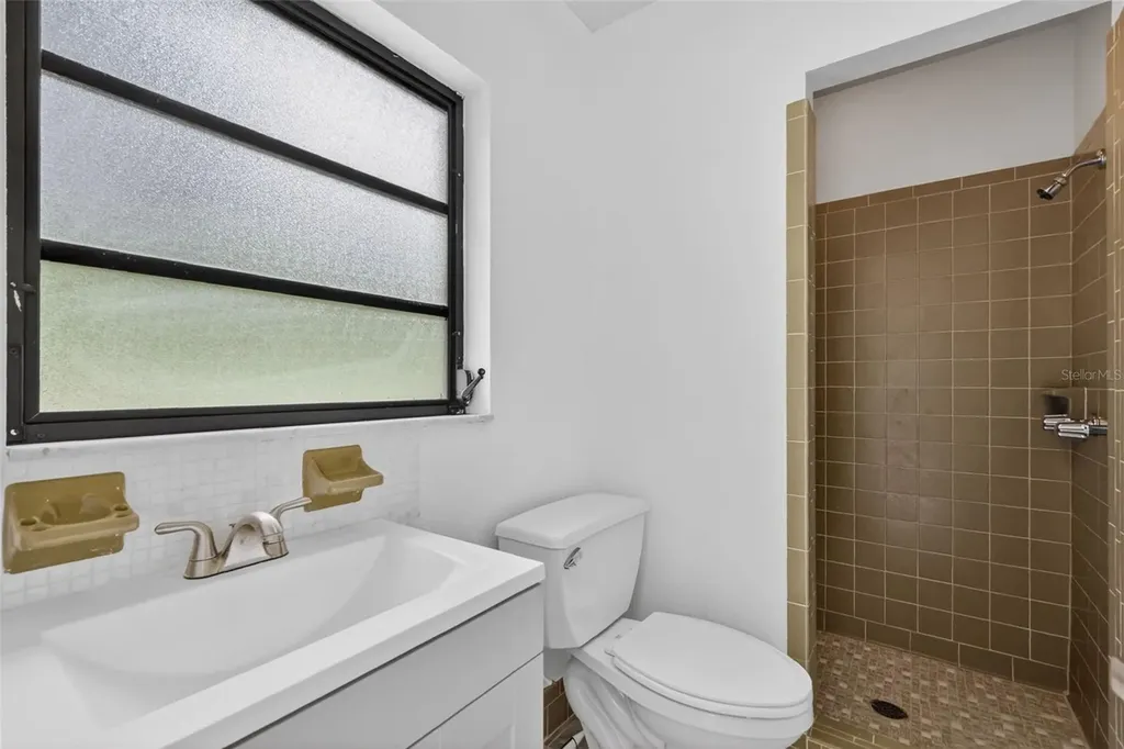 310 SW 35th Street Ocala FL 34471
