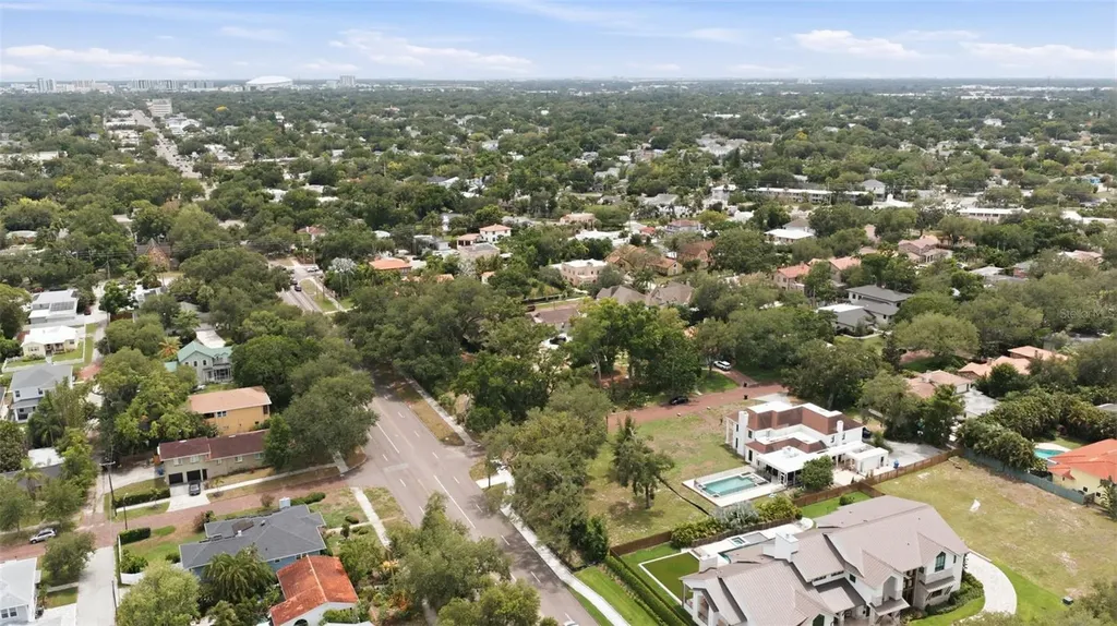 40TH Avenue N St Petersburg FL 33703