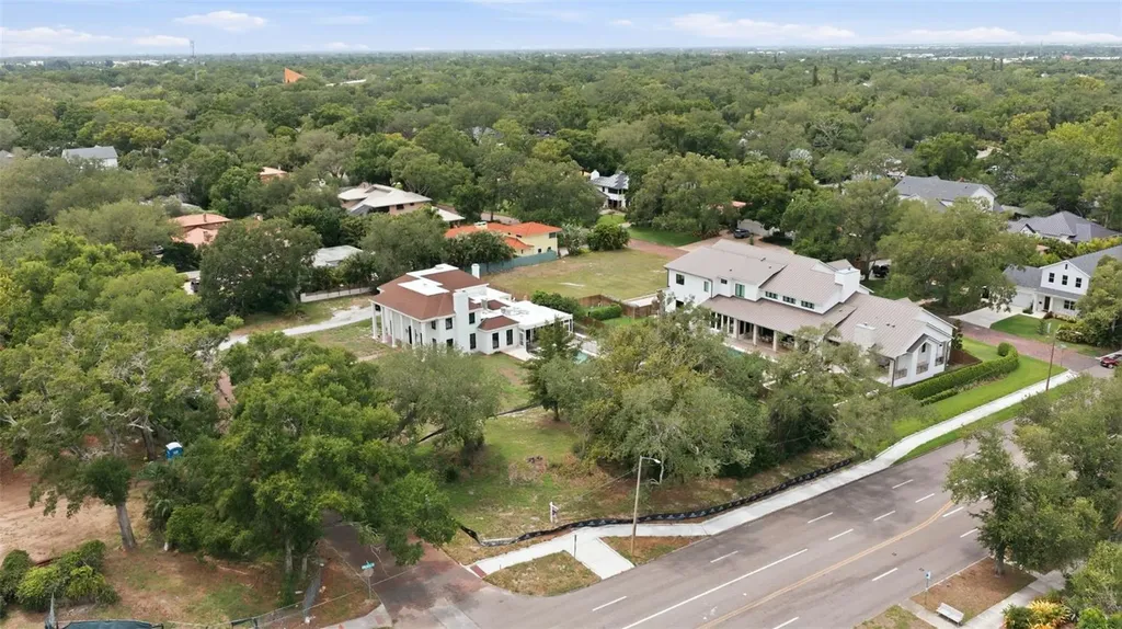 40TH Avenue N St Petersburg FL 33703