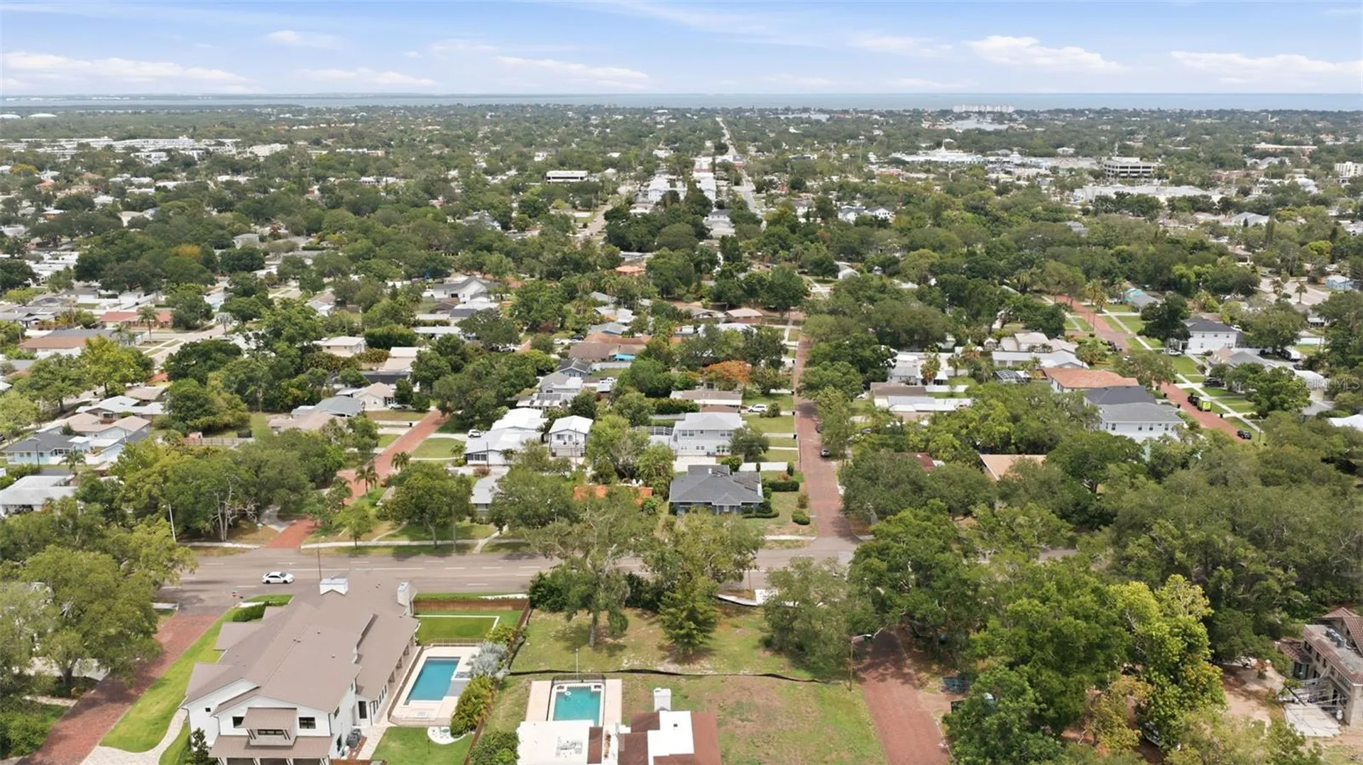 40TH Avenue N St Petersburg FL 33703