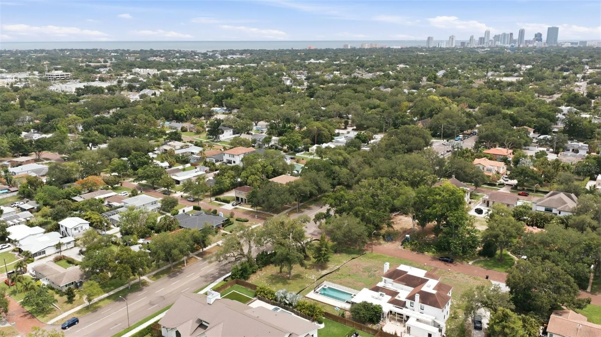 40TH Avenue N St Petersburg FL 33703