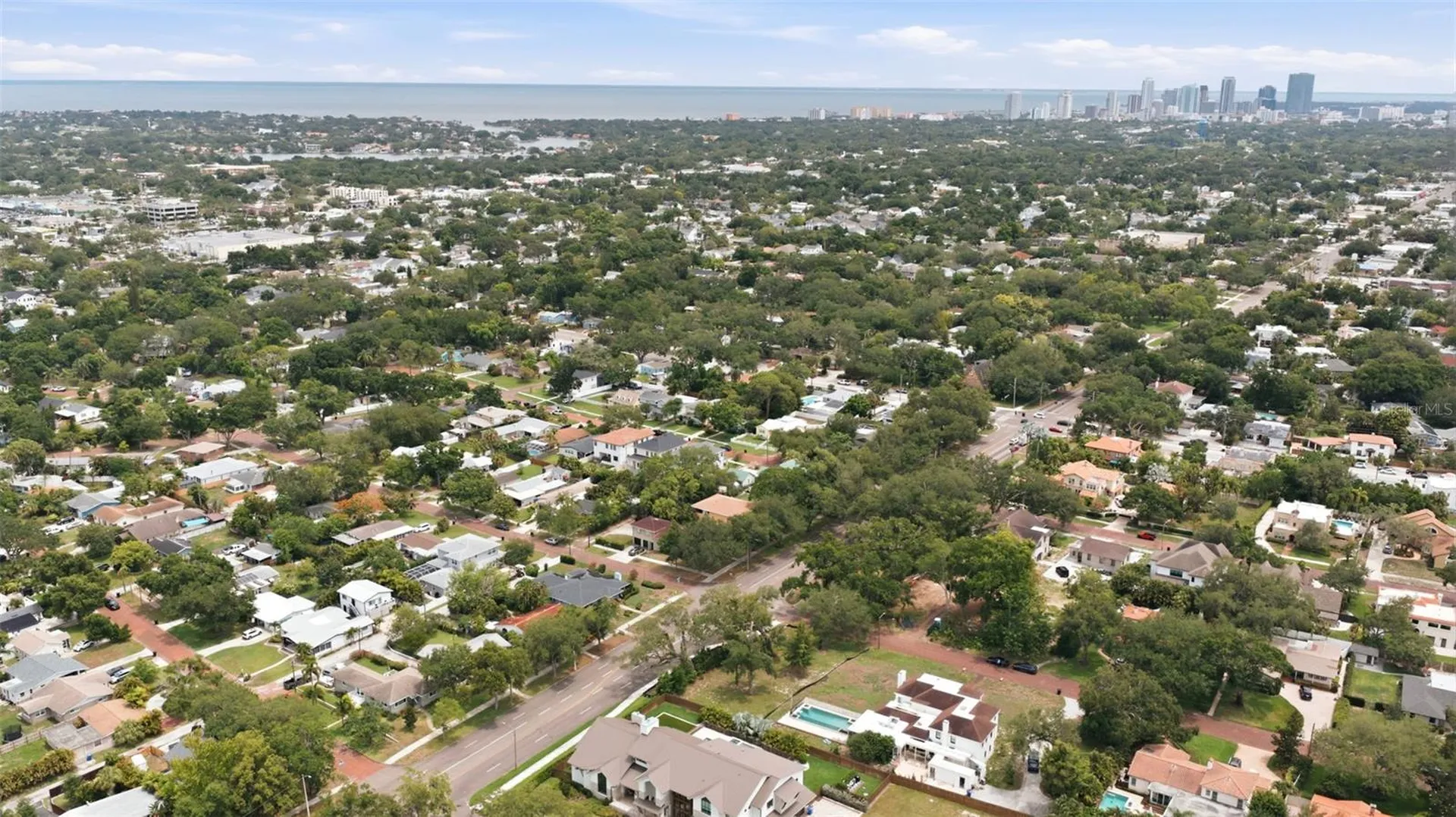 40TH Avenue N St Petersburg FL 33703