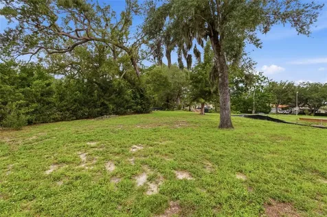 40TH Avenue N St Petersburg FL 33703
