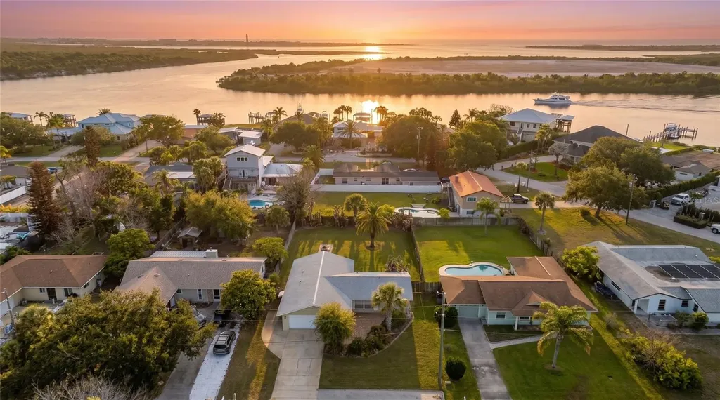 40 Cunningham Drive New Smyrna Beach FL 32168