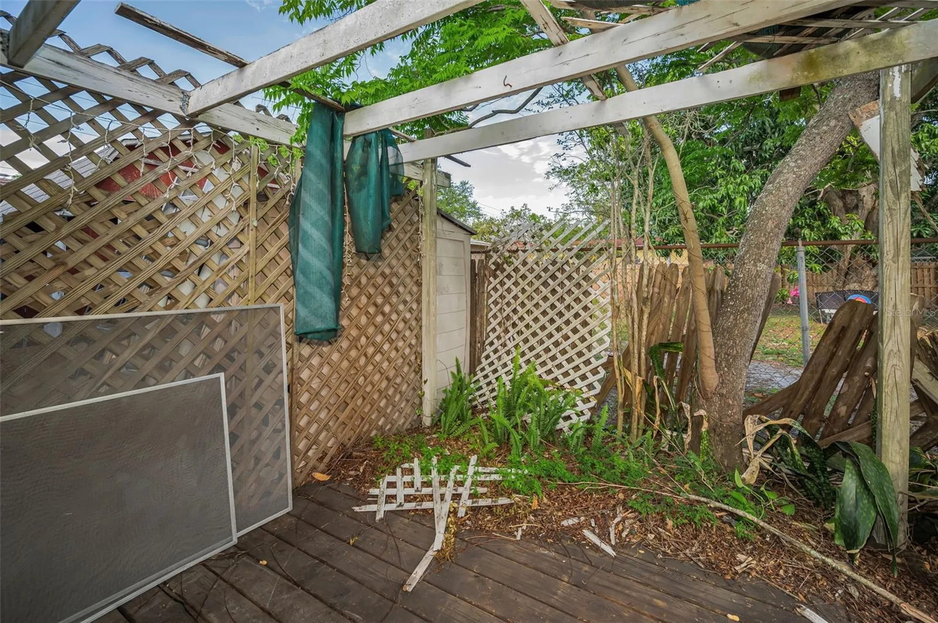 2876 30th Avenue N St Petersburg FL 33713