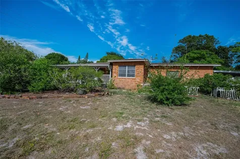 2876 30th Avenue N St Petersburg FL 33713