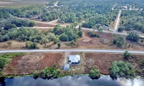 362 Parker Street NE Lake Placid FL 33852