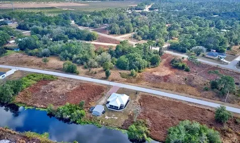 362 Parker Street NE Lake Placid FL 33852