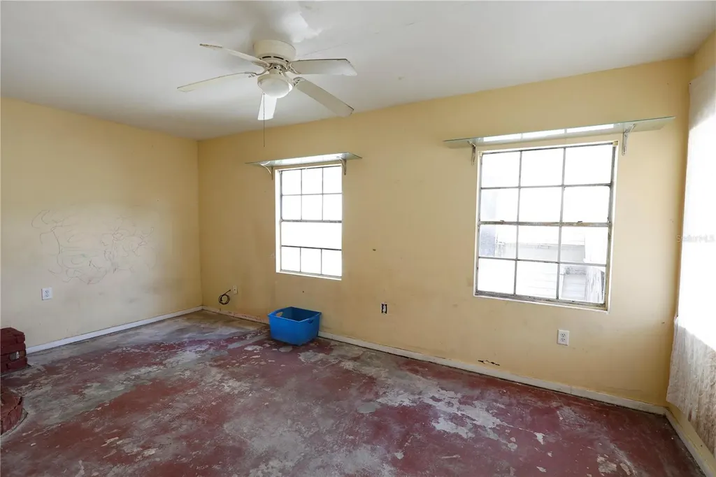 2747 Eaton Avenue Lakeland FL 33803
