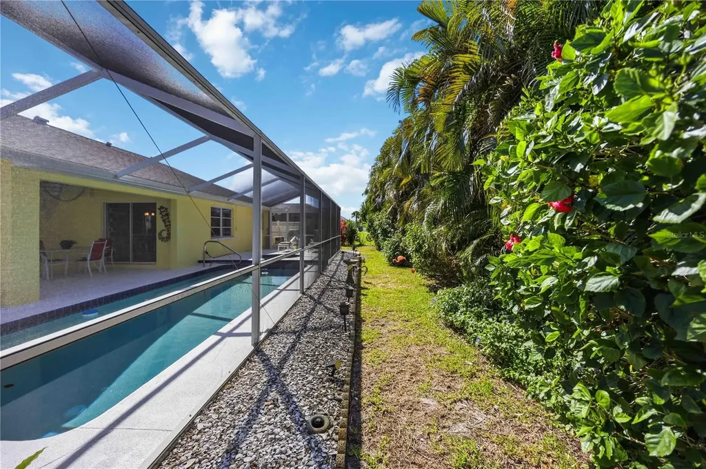 15 Mariner Lane Rotonda West FL 33947