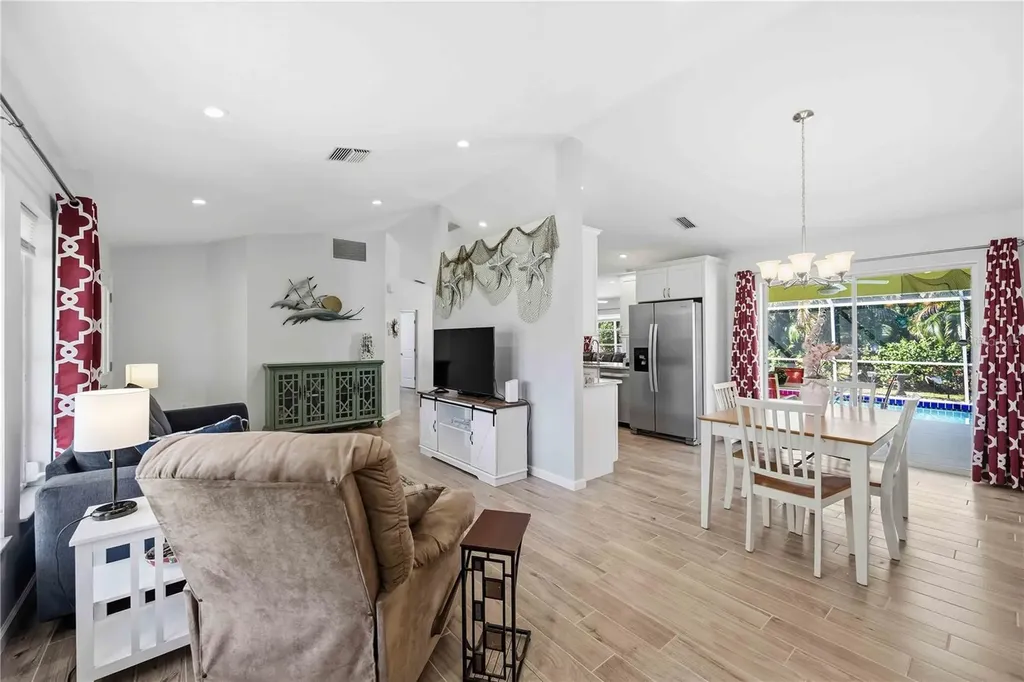 15 Mariner Lane Rotonda West FL 33947