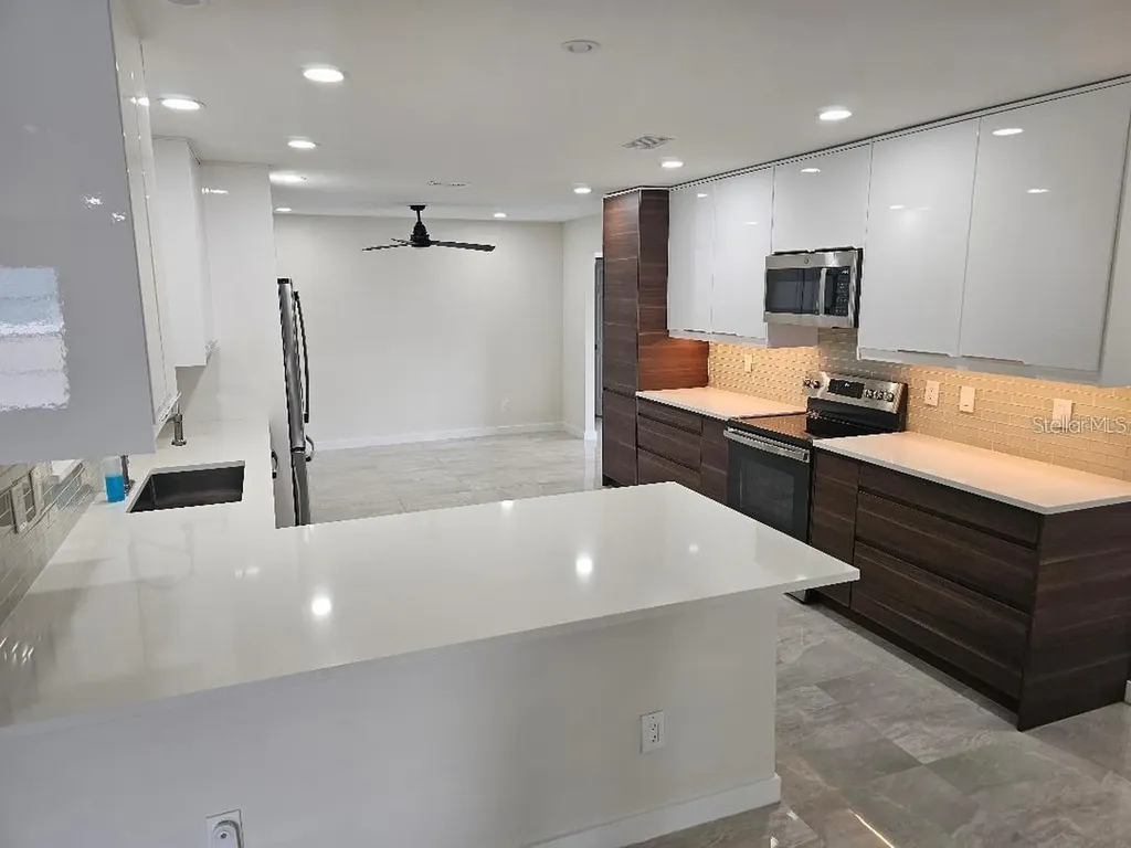 1208 76th Street NW Bradenton FL 34209
