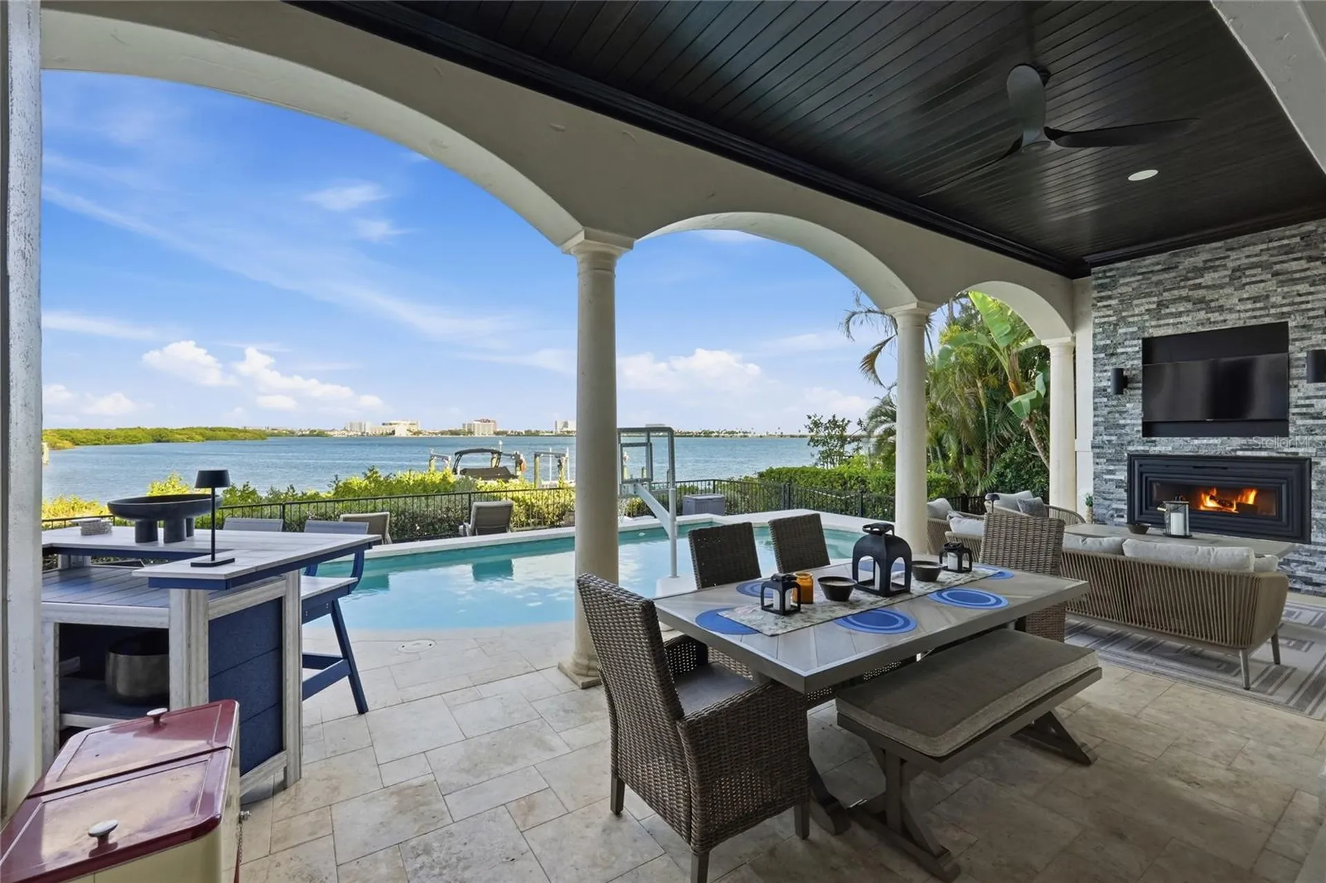 4117 Causeway Vista Drive Tampa FL 33615