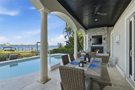 4117 Causeway Vista Drive Tampa FL 33615