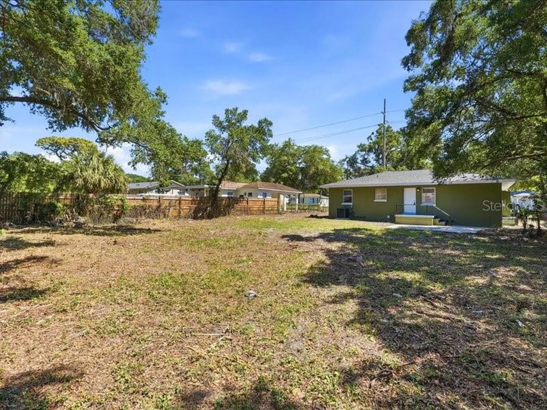 1912 E Hanna Avenue Tampa FL 33610
