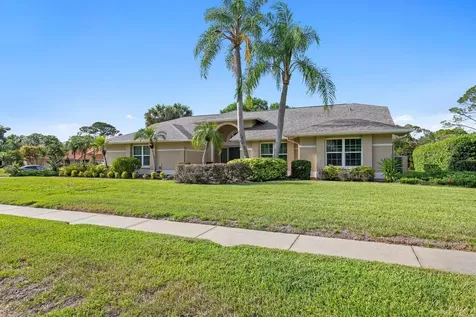 6211 Iroquois Court Odessa FL 33556