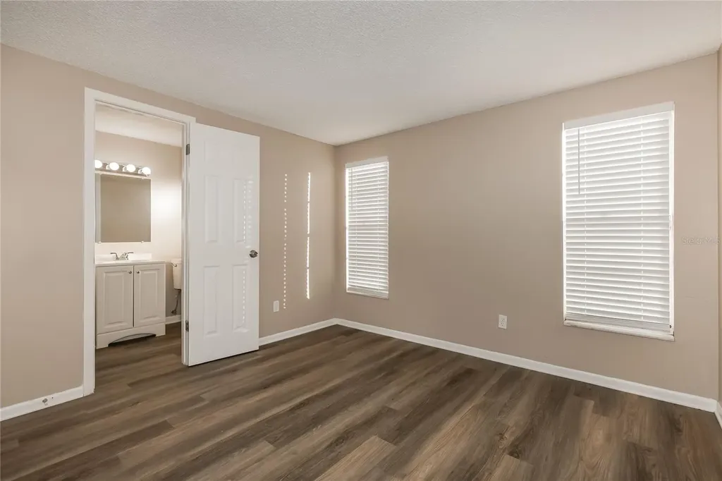 3613 Wisperbreath Lane Tampa FL 33619