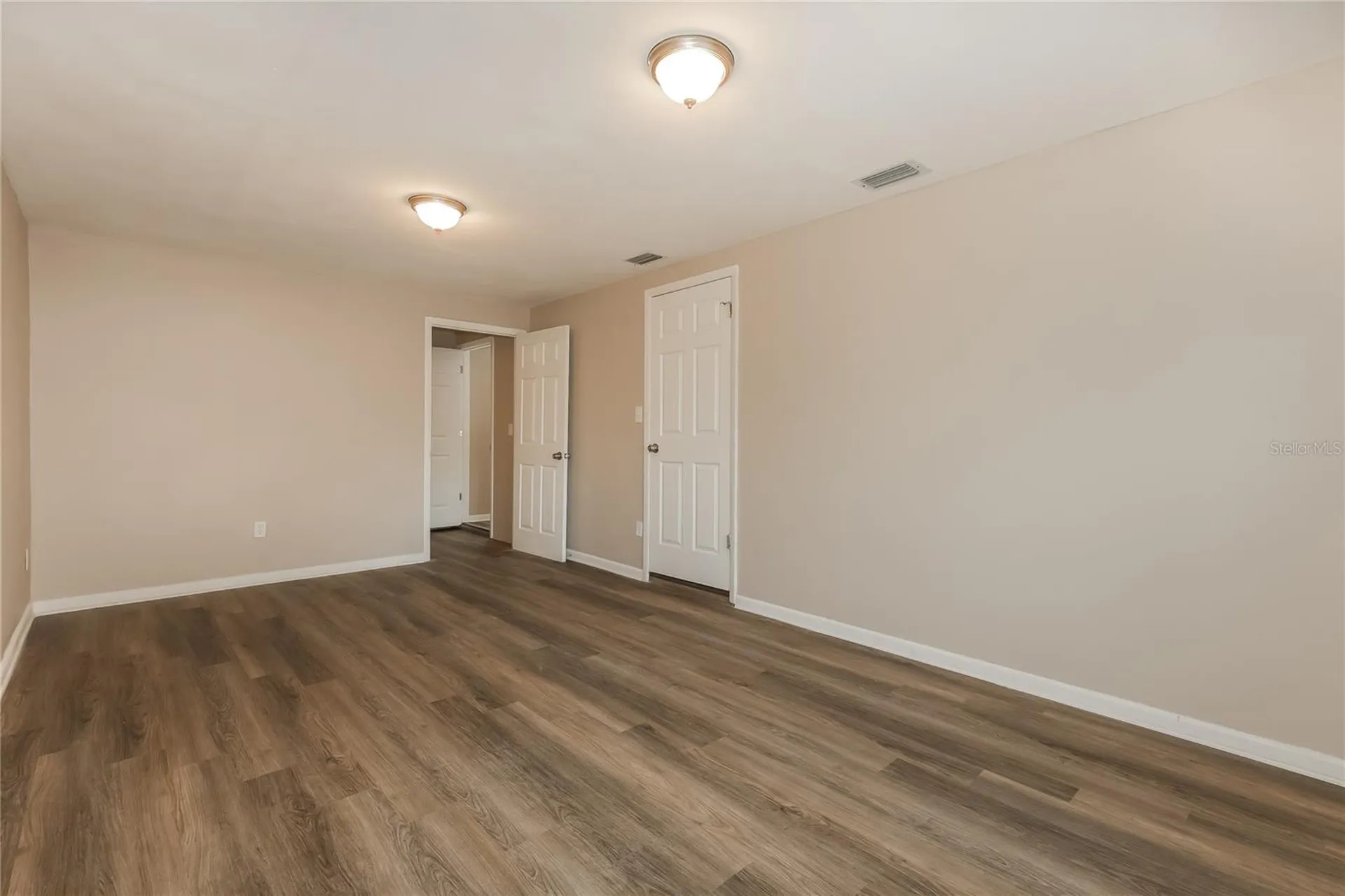 3613 Wisperbreath Lane Tampa FL 33619