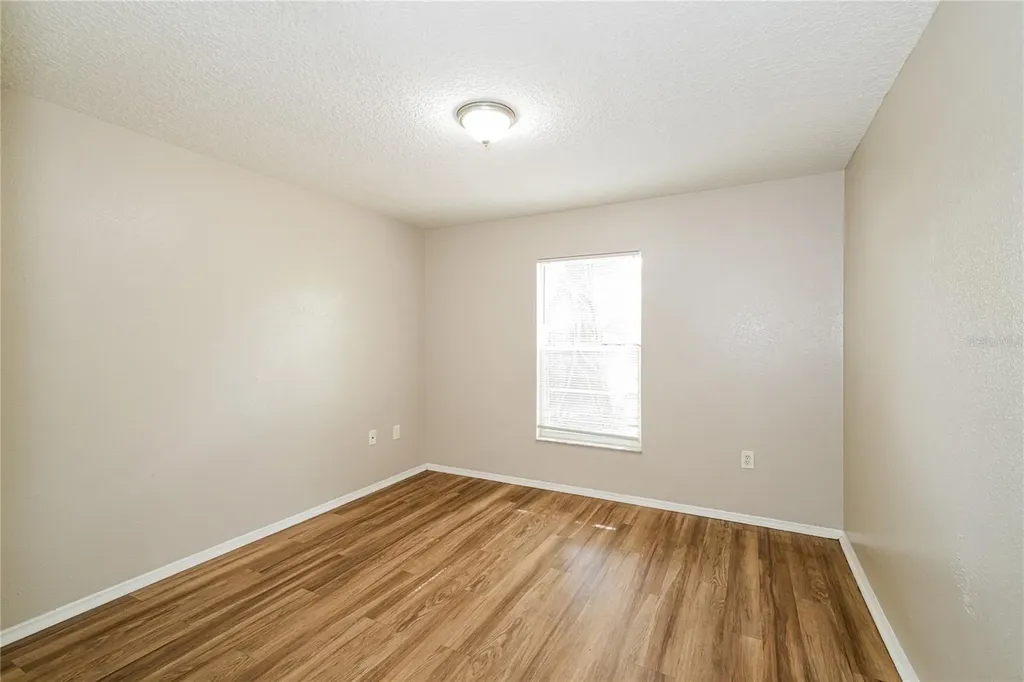 4311 Thonotosassa Avenue Tampa FL 33610