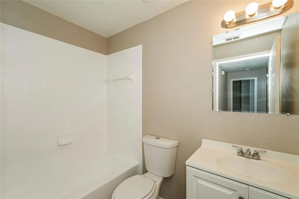 4311 Thonotosassa Avenue Tampa FL 33610
