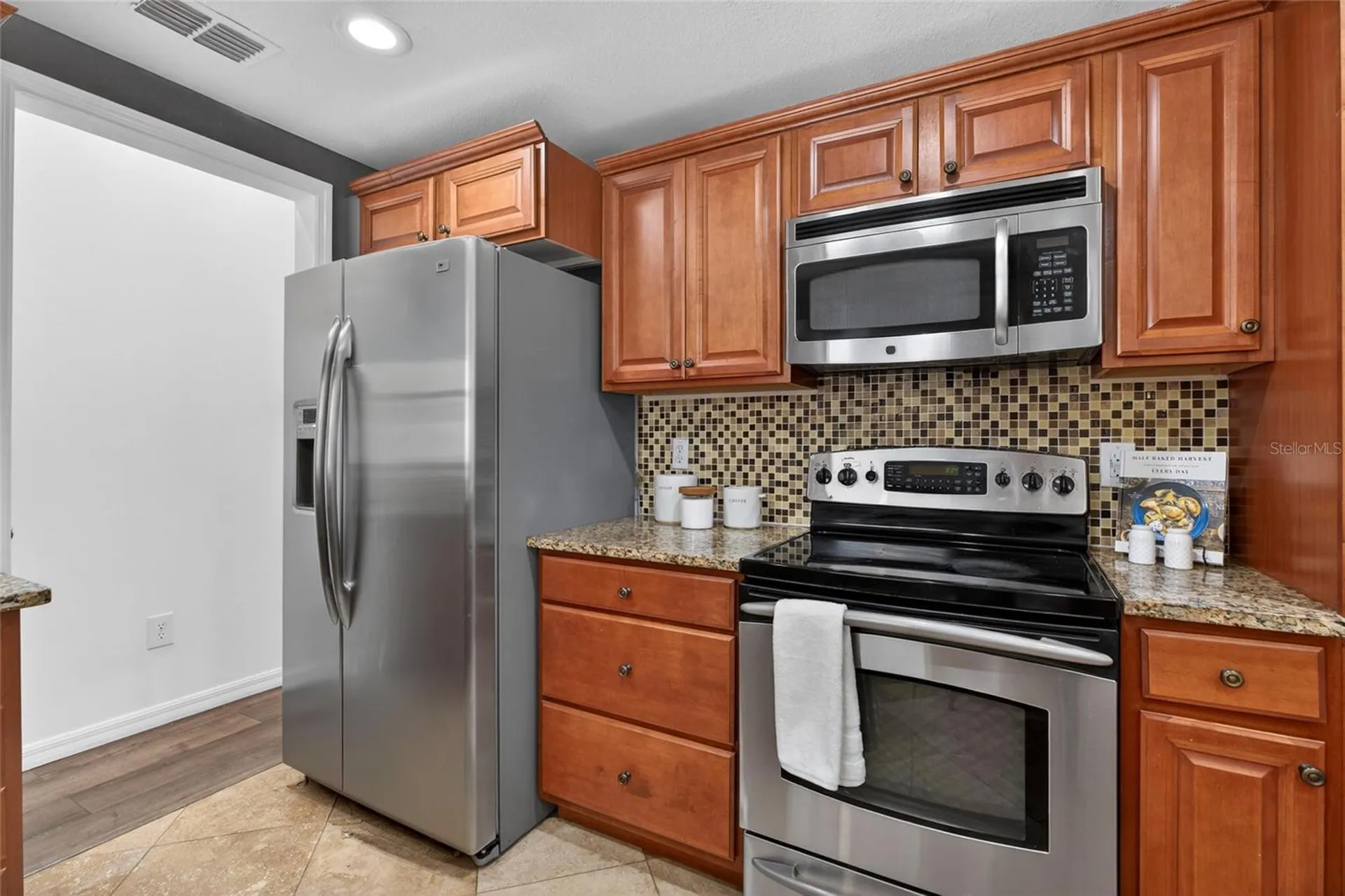 1513 Piney Branch Circle Valrico FL 33594