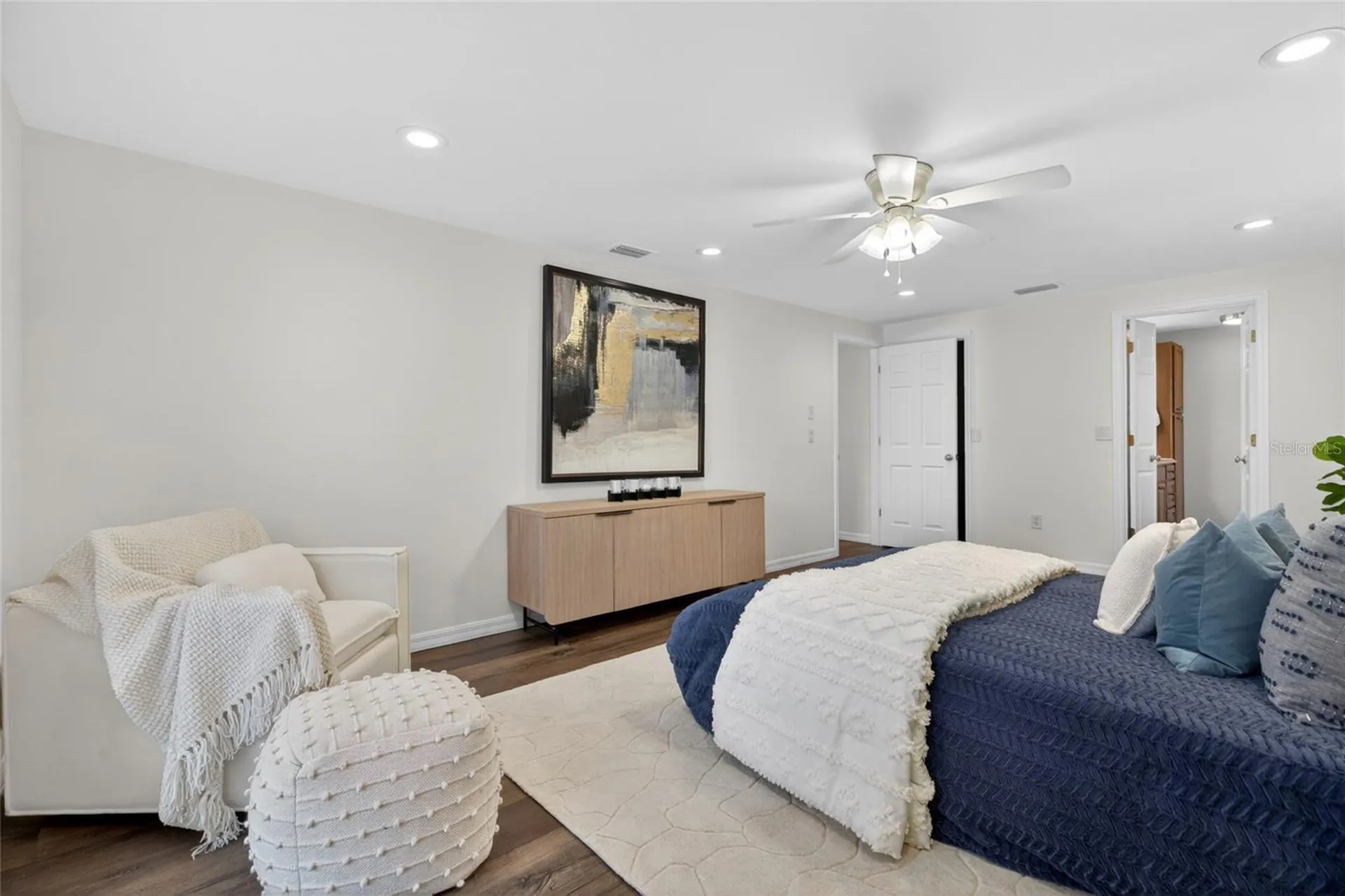 1513 Piney Branch Circle Valrico FL 33594