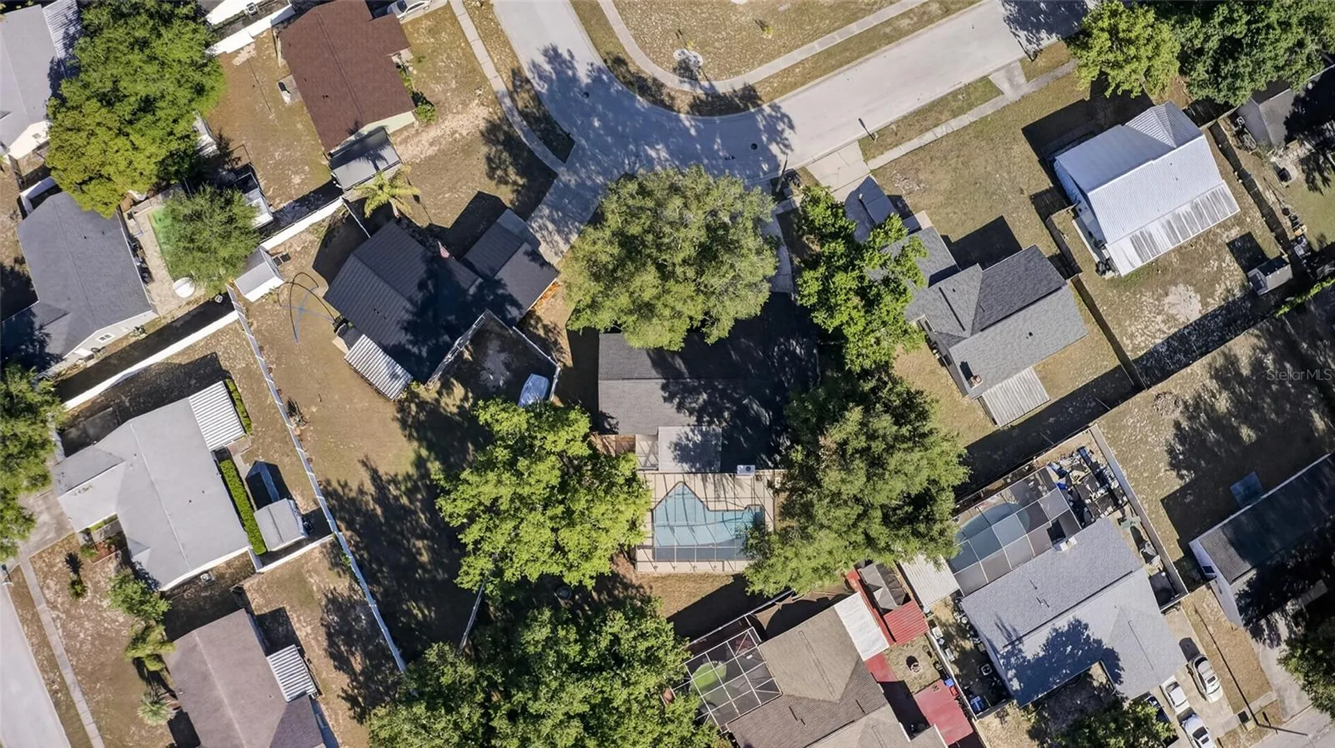 1513 Piney Branch Circle Valrico FL 33594