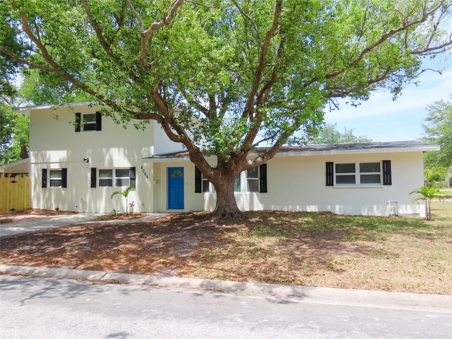 8055 33rd Avenue N St Petersburg FL 33710
