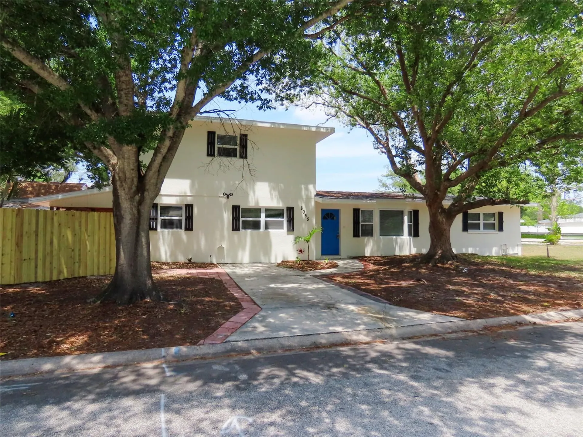 8055 33rd Avenue N St Petersburg FL 33710