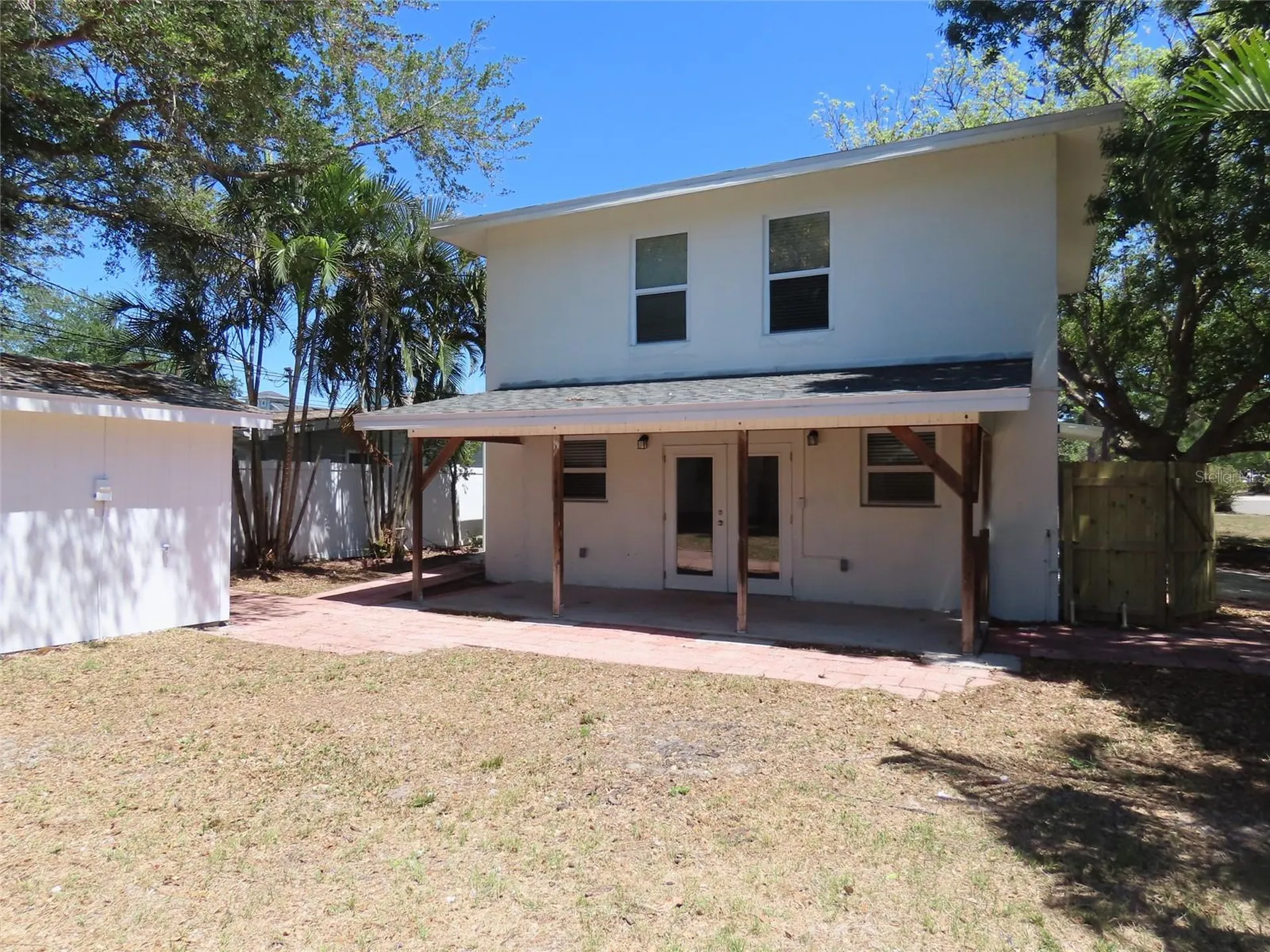 8055 33rd Avenue N St Petersburg FL 33710