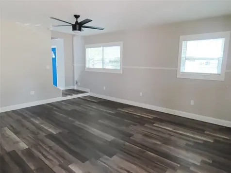 8055 33rd Avenue N St Petersburg FL 33710