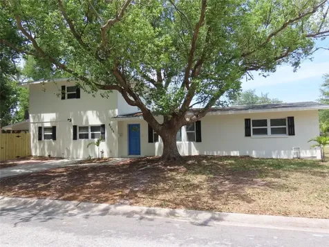 8055 33rd Avenue N St Petersburg FL 33710