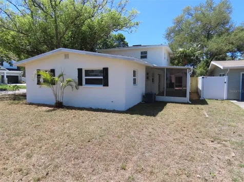 8055 33rd Avenue N St Petersburg FL 33710