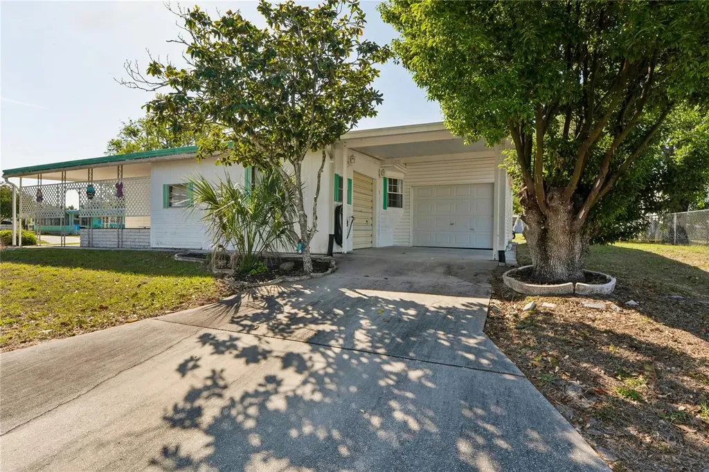 8021 Western Circle Drive Brooksville FL 34613