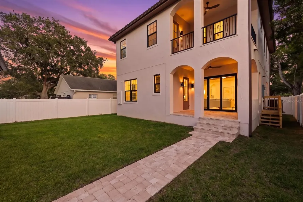 221 43rd Avenue N St Petersburg FL 33703
