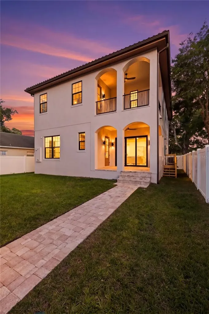 221 43rd Avenue N St Petersburg FL 33703