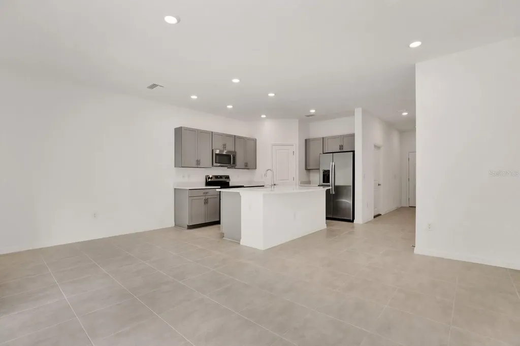 2191 Hallier Cove Wesley Chapel FL 33543