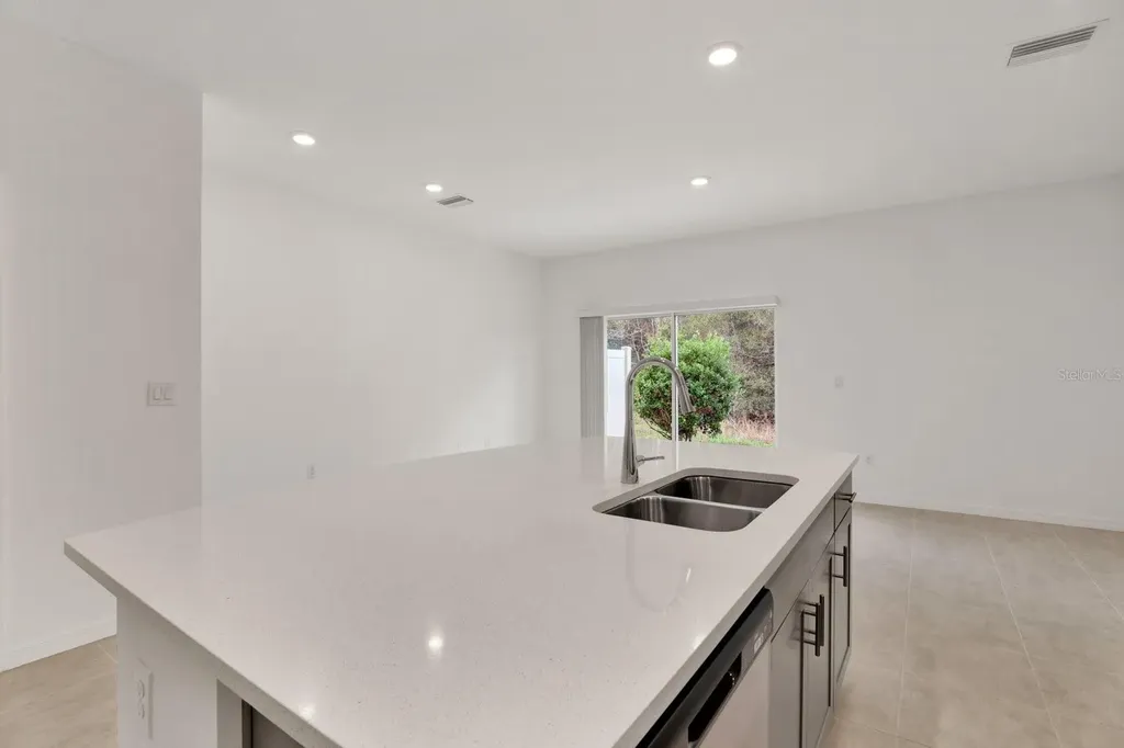 2191 Hallier Cove Wesley Chapel FL 33543