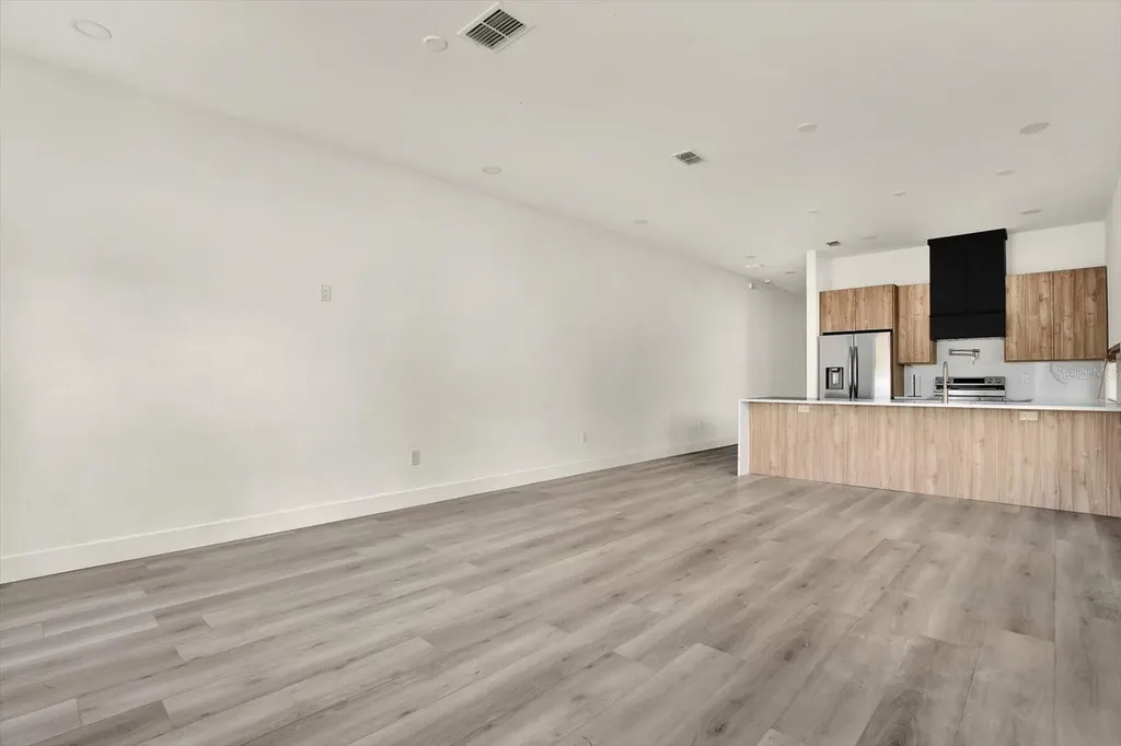 1625 9th Avenue N St Petersburg FL 33713