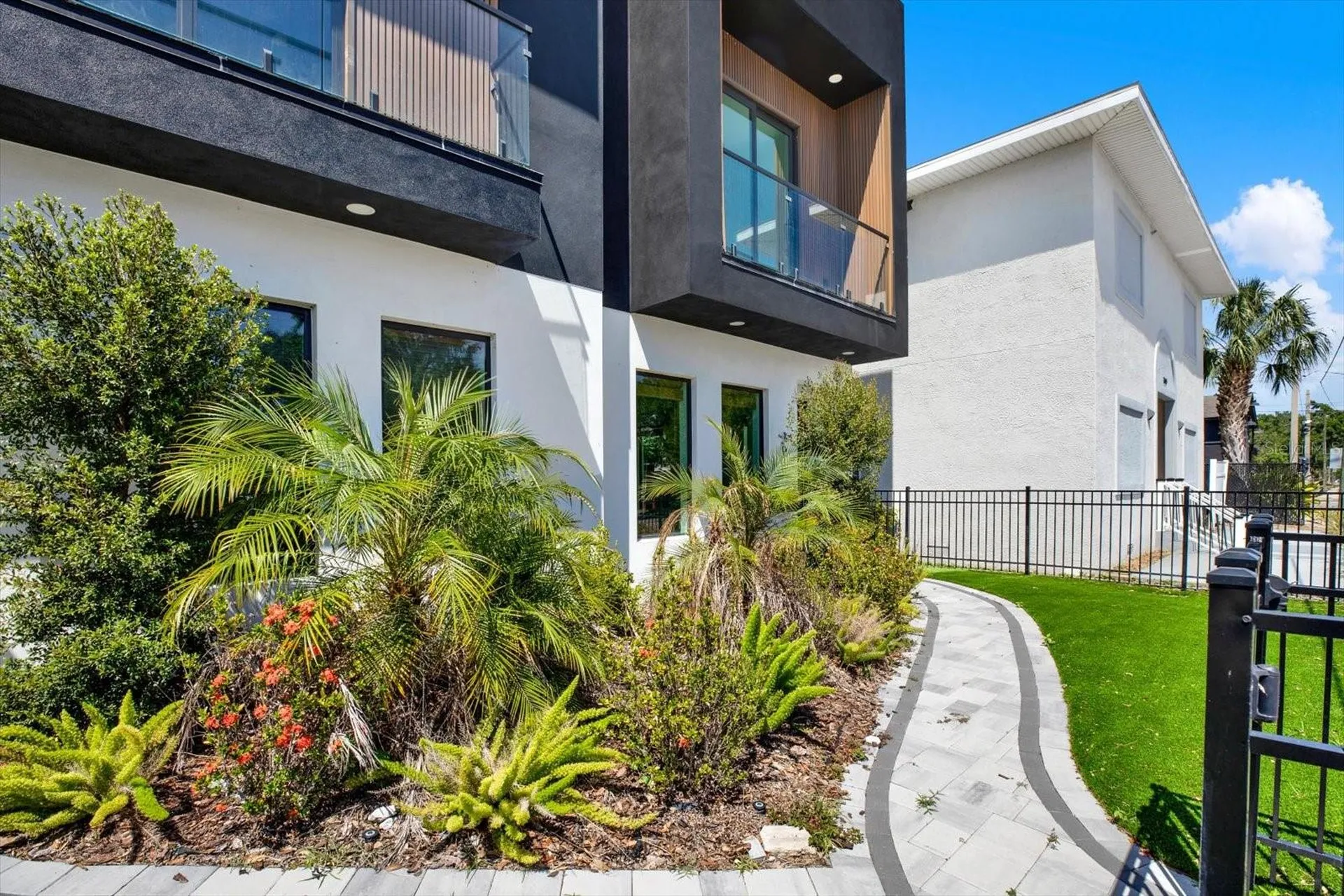 1625 9th Avenue N St Petersburg FL 33713