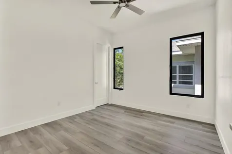 1625 9th Avenue N St Petersburg FL 33713