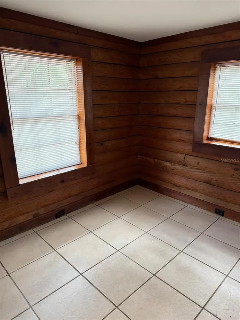 1207 3rd Avenue E Bradenton FL 34208